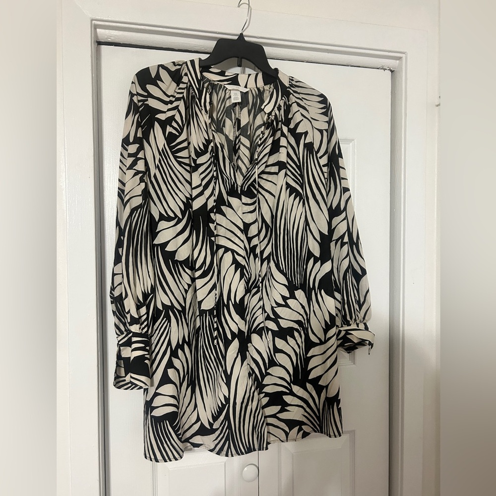 H&M black and white floral dress